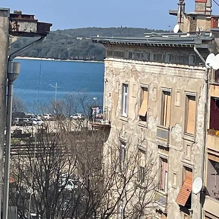 Gaga Apartment Pula